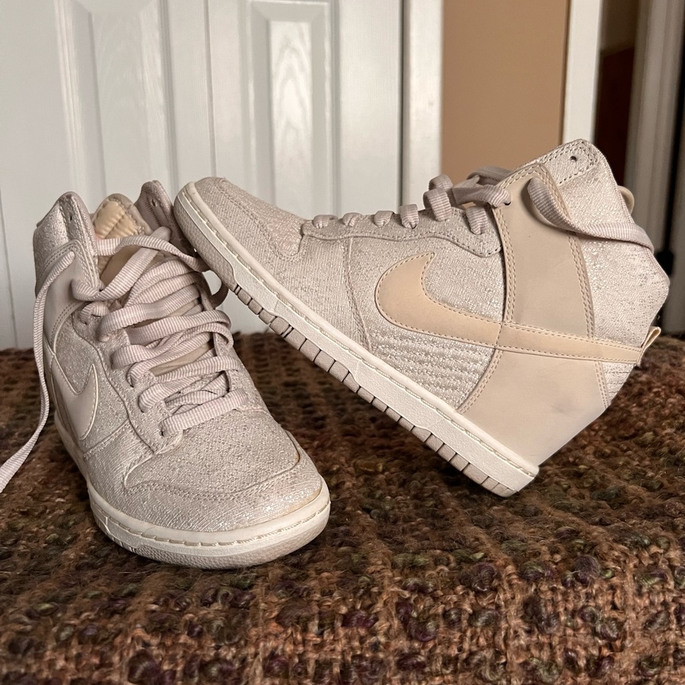 Womens Nike wedge sneakers size 6